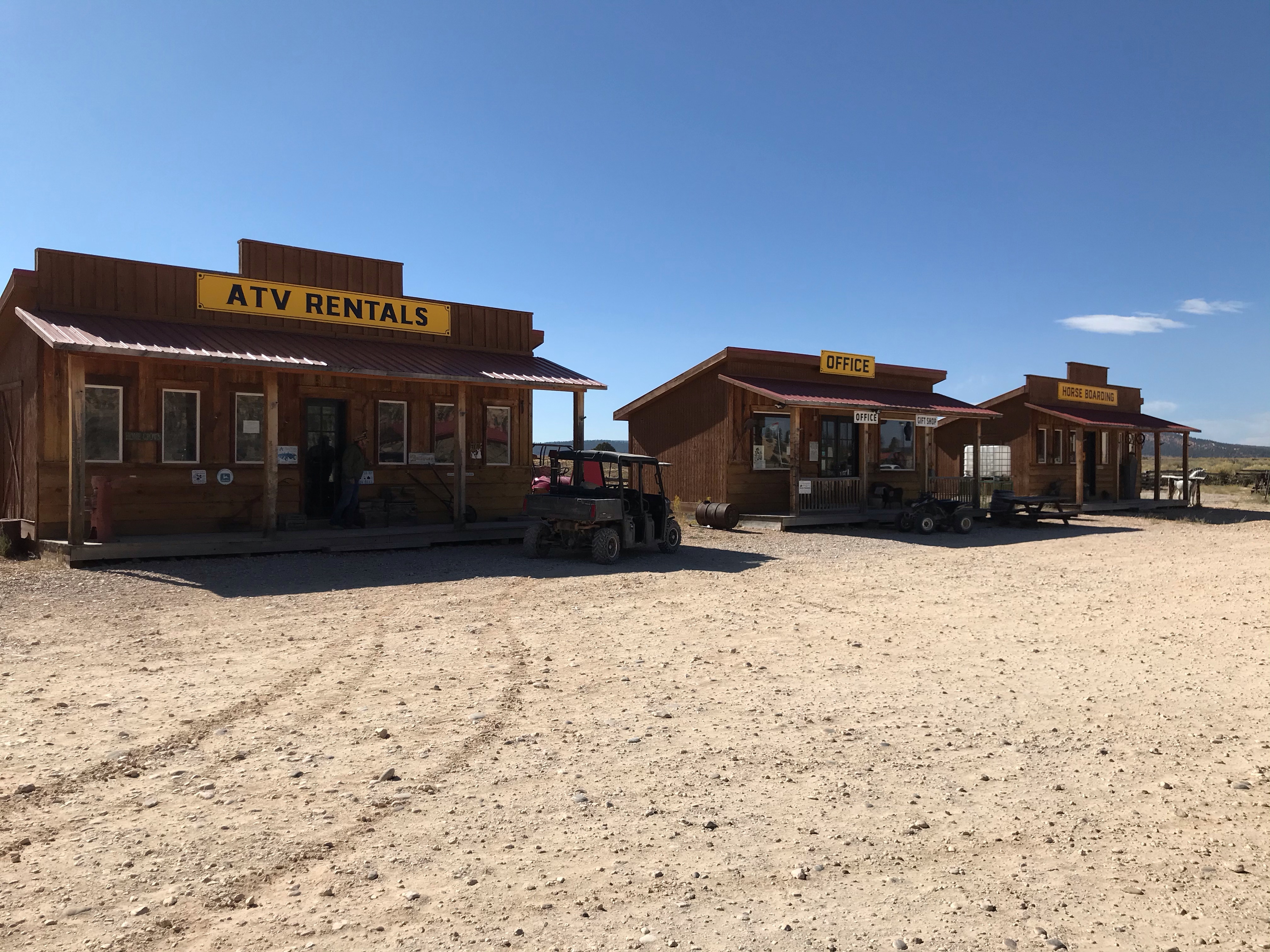 Bryce Wildlife Outfitters office and trail access